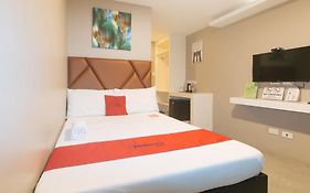 Reddoorz Plus At Seventy Five Inn Near Manila Airport